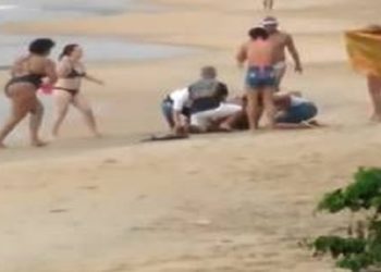 Menina de 4 anos foi atingida por um raio enquanto brincava na praia e não resistiu (foto: reprodução)