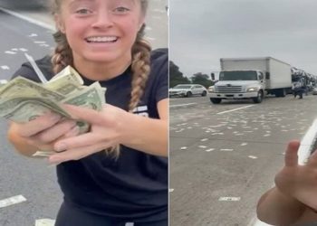 Estrada nos EUA fica coberta por dinheiro após porta de caminhão blindado se abrir (Foto: Reprodução/ Instagram)