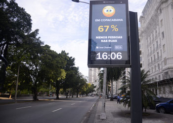 Relógios digitais informam quantidade de pessoas circulando nos bairros do Rio de Janeiro (Foto: Divulgação)