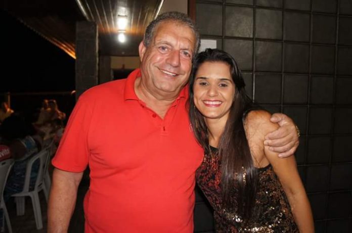 Transporte Escolar Cardoso Moreira: Estudantes ficam na estrada