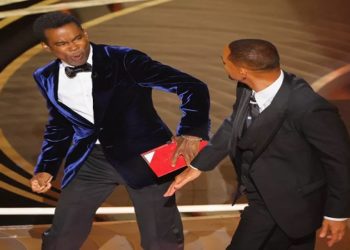 Will Smith deu um tapa em Chris Rock no Oscar 2022 (Reprodução)