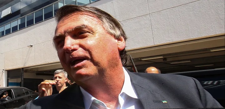 Bolsonaro inelegivel