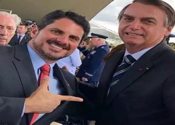 Após depoimento à PF, Bolsonaro nega plano golpista com Marcos do Val: “Ele que responda pelos atos dele”