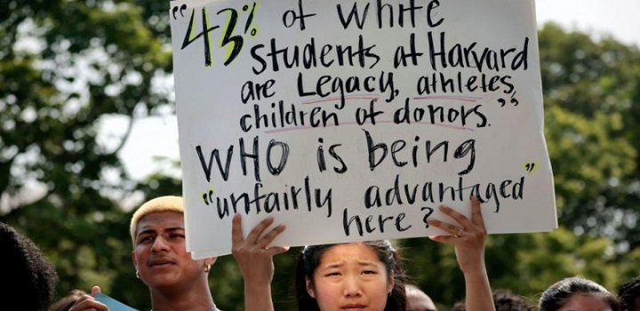 protesto em harvard