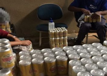 Fábrica de cerveja falsificada foi fechada pela Polícia Civil do Distrito Federal (PCDF) em março -  (PM-DF)