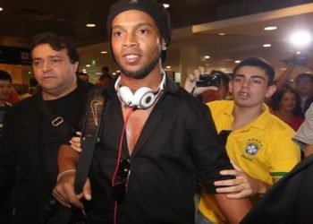 O ex-jogador Ronaldinho Gaúcho é um dos famosos que são alvo de comissões de inquérito
ALEX DE JESUS/O TEMPO/AE