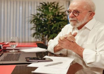 Lula conversa com presidente de Israel e pede corredor humanitário