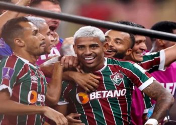 Jogadores do Fluminense comemoram com John Kennedy o segundo gol na semifinal do Mundial de Clubes

Crédito: Robbie Jay Barratt - AMA/Getty Images