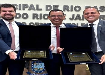 Sessão Solene da Câmara Municipal de Rio das Ostras homenageia pessoas importantes para o município