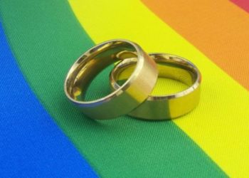 'Não fazemos convites homossexuais': o que diz a lei sobre negar venda por orientação sexual