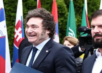 Venezuela expulsa diplomatas de sete países que contestam os resultados eleitorais