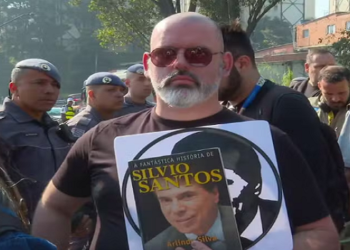 ENTERRO SILVIO SANTOS