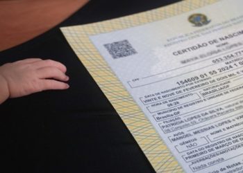 Cartórios contabilizam quase 13 mil crianças sem o nome do pai no registro de nascimento no Rio de Janeiro em 2023
