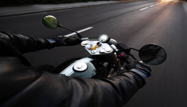 Mais da metade dos proprietários de motocicleta não tem habilitação