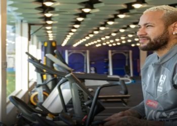 Neymar se reapresentou ao Al-Hilal e retomou o tratamento da lesão no joelho esquerdo • Divulgação/Al-Hilal