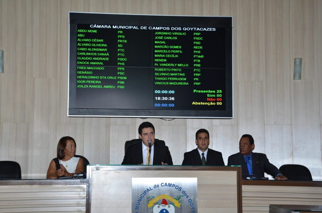 Campos-RJ: Wladimir procura um nome para a secretaria de Governo