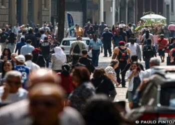 Desemprego em novembro chega a 6,1%, o menor desde 2012