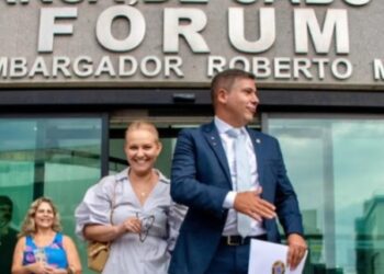 Cabo Frio-RJ: Prefeito Dr. Serginho promove festival de nomeações.