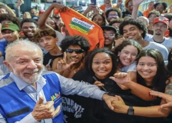 LULA INAUGURA UFF EM CAMPOS