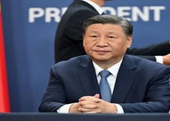 Xi Jiping anunciou tarifas retaliatórias após Donald Trump impor tarifas sobre produtos chineses. (Getty Images)