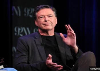 Ex-diretor do FBI é investigado por incitar assassinato de Trump
