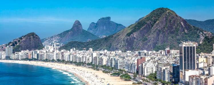 Com novas regras para quiosques, barraqueiros e ciclistas, a orla do Rio passa por reestruturação. Medidas visam melhorar a limpeza, reduzir barulho e ordenar o uso de espaços públicos.