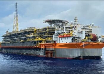 Petrobras descobre óleo de qualidade na Bacia de Santos