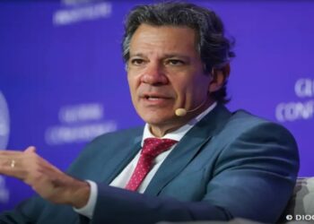 Ministro da Fazenda, Fernando Haddad, desafia ex-titulares da pasta a debater resultados fiscais do governo e cita redução do déficit primário.