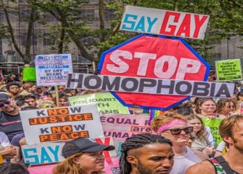 EUA cancelam subsídios para projetos LGBT