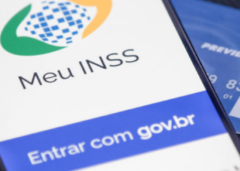 Governo brasileiro apresenta proposta para ressarcir aposentados e pensionistas por cobranças indevidas no INSS. Início dos pagamentos está previsto para julho