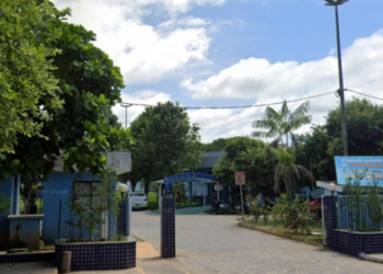 Vice-prefeito Jadir Junior alerta para crise no Hospital Hélio Montezano, com 100% dos leitos ocupados, maioria por gripe. Especialistas recomendam cuidados preventivos.