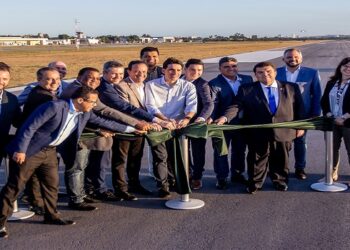 NOVA PISTA DO AEROPORTO DE MACAÉ