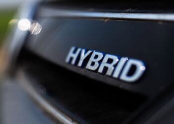carros elétricos x híbridos
