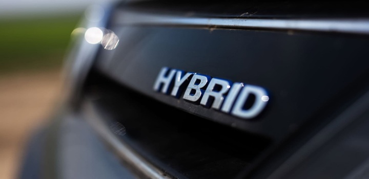 carros elétricos x híbridos