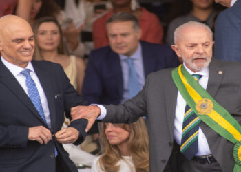 Mais da metade do Brasil 'sente vergonha' dos três poderes da República, aponta Datafolha