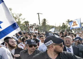 Israel pede que seus cidadãos evitem a utilização de símbolos judeus