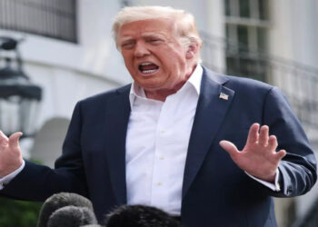 trump defende bolsonaro