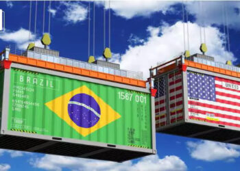 Brasil aciona Lei de Reciprocidade contra os EUA após tarifaço de 50%. Alckmin afirma que medida fortalece negociações e ressalta complementariedade econômica entre os dois países.