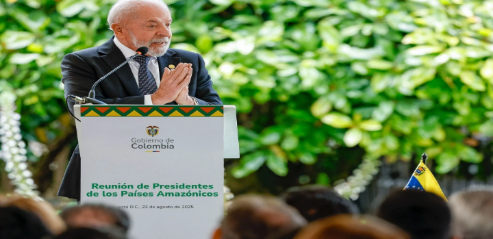 Em discurso na Colômbia, Lula critica unilateralismo de Trump e anuncia envio de convite formal para a COP30. Presidente cobra financiamento real de nações ricas e diz que conferência precisa sair da "mesmice".