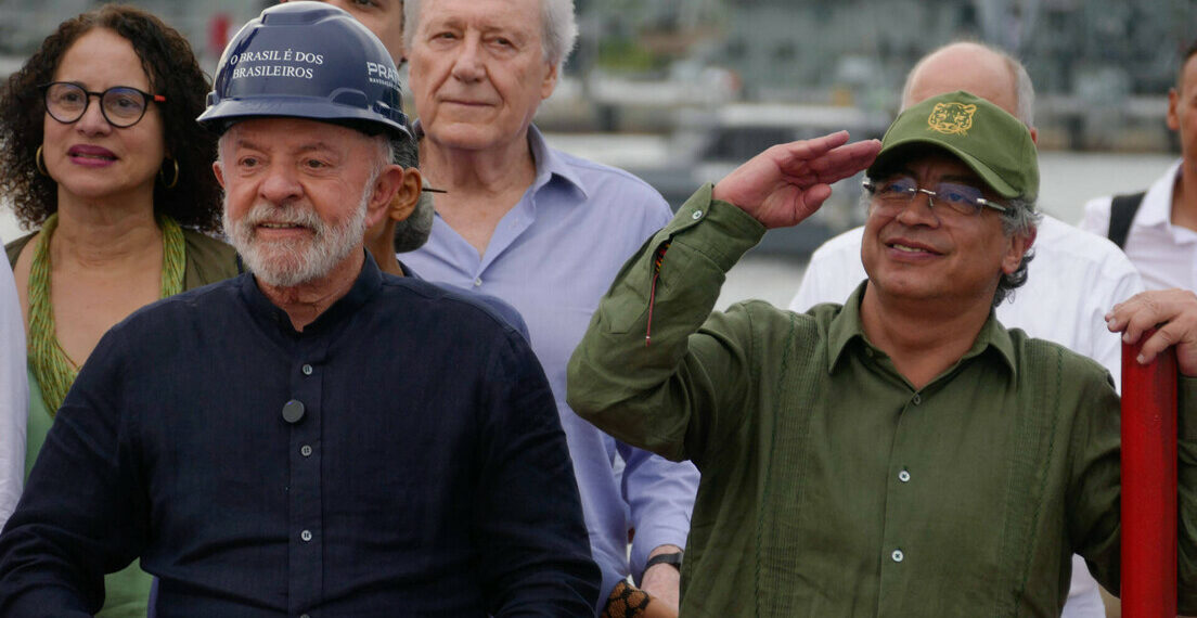 Em evento com Lula, Gustavo Petro defendeu a legalização da cocaína como solução para o narcotráfico e criticou a política antidrogas dos EUA, que, segundo ele, trouxe mais mortes e violência à América Latina.