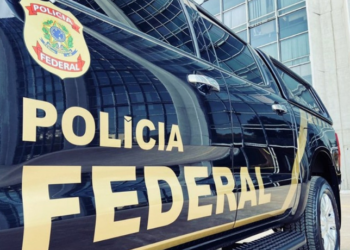Ministro do STF Flávio Dino determina investigação de 148 repasses de emendas parlamentares, totalizando R$ 85,4 milhões, liberados sem planos de trabalho cadastrados entre 2020 e 2024.