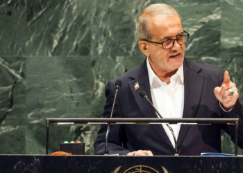 Em discurso na Assembleia Geral da ONU, o presidente do Irã, Masoud Pezeshkian, declarou que o país não se dobrará diante de agressões e pediu união dos países muçulmanos contra Israel.
