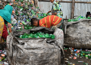 O trabalho infantil perigoso no Brasil atingia 560 mil jovens em 2024, segundo IBGE. Comércio e agricultura continuam como principais atividades econômicas da faixa etária.