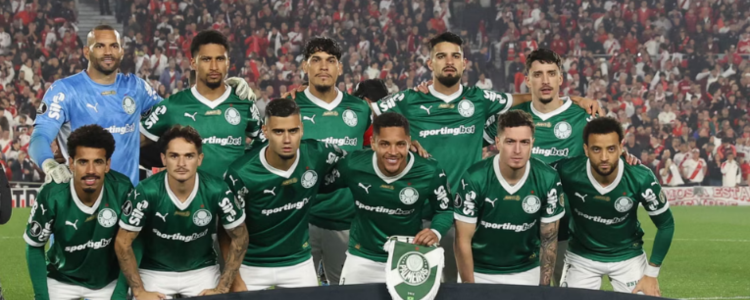 Flamengo enfrenta Racing e Palmeiras encara LDU nas semifinais da Libertadores 2025. Conmebol divulga datas, horários e transmissões oficiais.