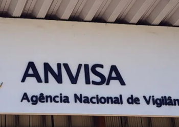Suplemento teve venda proibida após falhas na composição e propaganda.