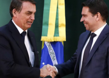 STF confirma inelegibilidade de Jair Bolsonaro e determina perda de mandato de Alexandre Ramagem após condenação por tentativa de golpe de Estado.