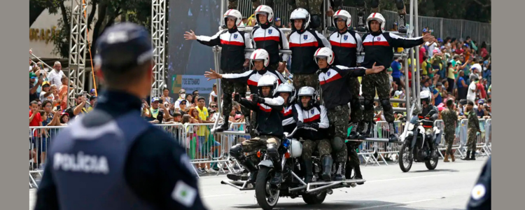 O desfile de 7 de Setembro em Brasília terá como tema "Brasil Soberano", com ênfase na soberania nacional, COP30 e PAC. Confira a programação e regras de acesso.