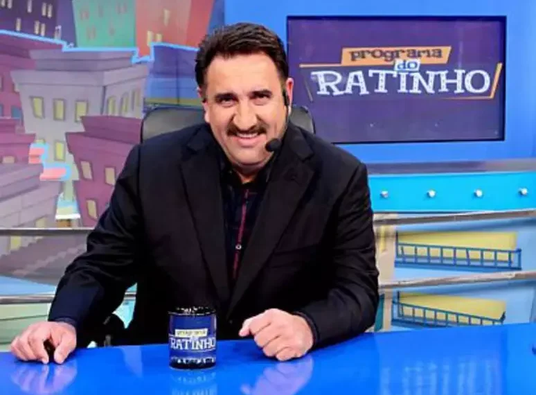 Ratinho obtém residência no Paraguai em meio a movimento de empresários brasileiros rumo ao país vizinho.