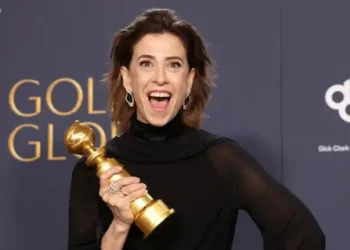 Foto de Fernanda Torres no Governors Awards marcou nova fase do Oscar com o público brasileiro.