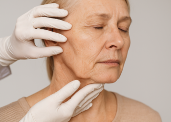 Dermatologistas explicam como o emagrecimento acelerado afeta o rosto e o que fazer para evitar o “derretimento facial”.